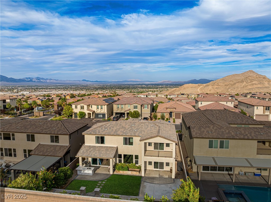 4631 Amazing View Street
