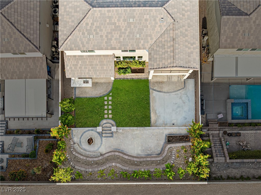 4631 Amazing View Street