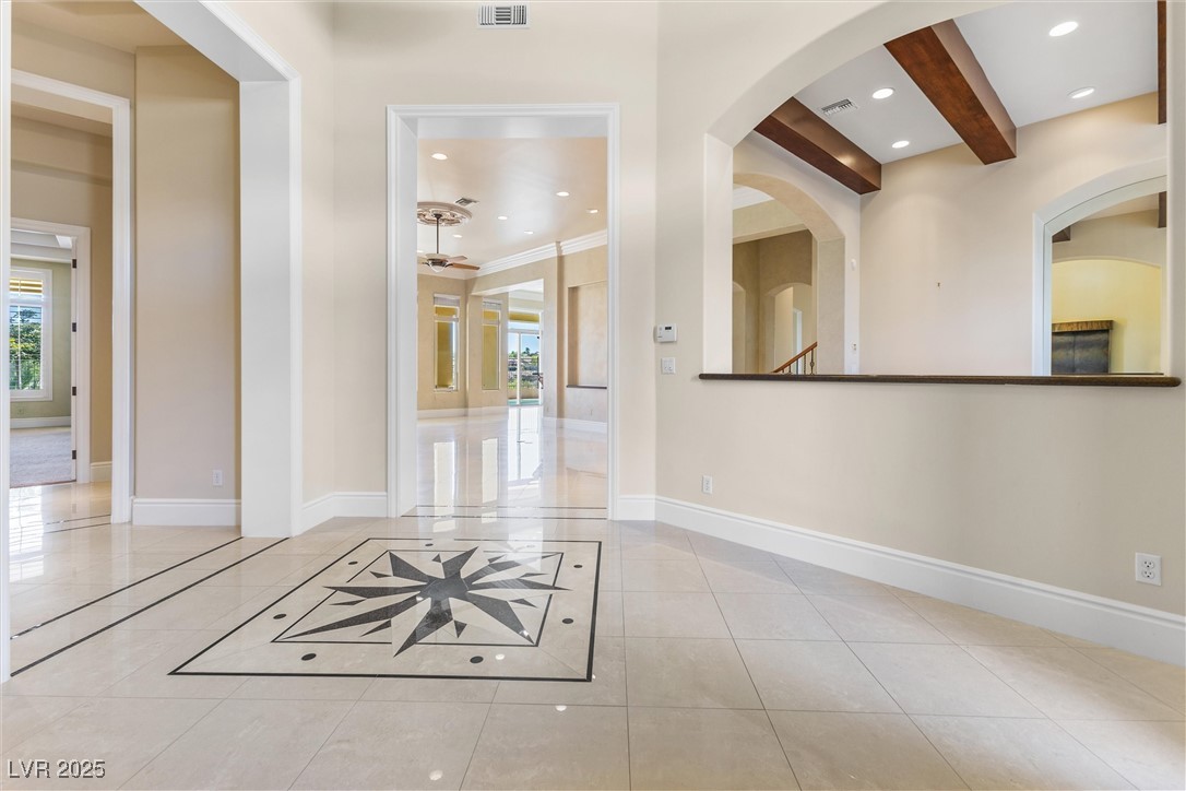 10117 Edgecliff Lane