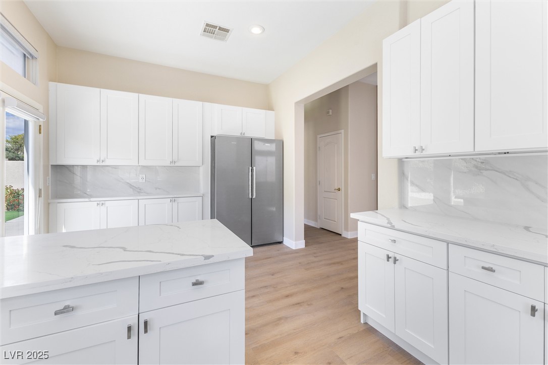 1725 Pacific Breeze Drive