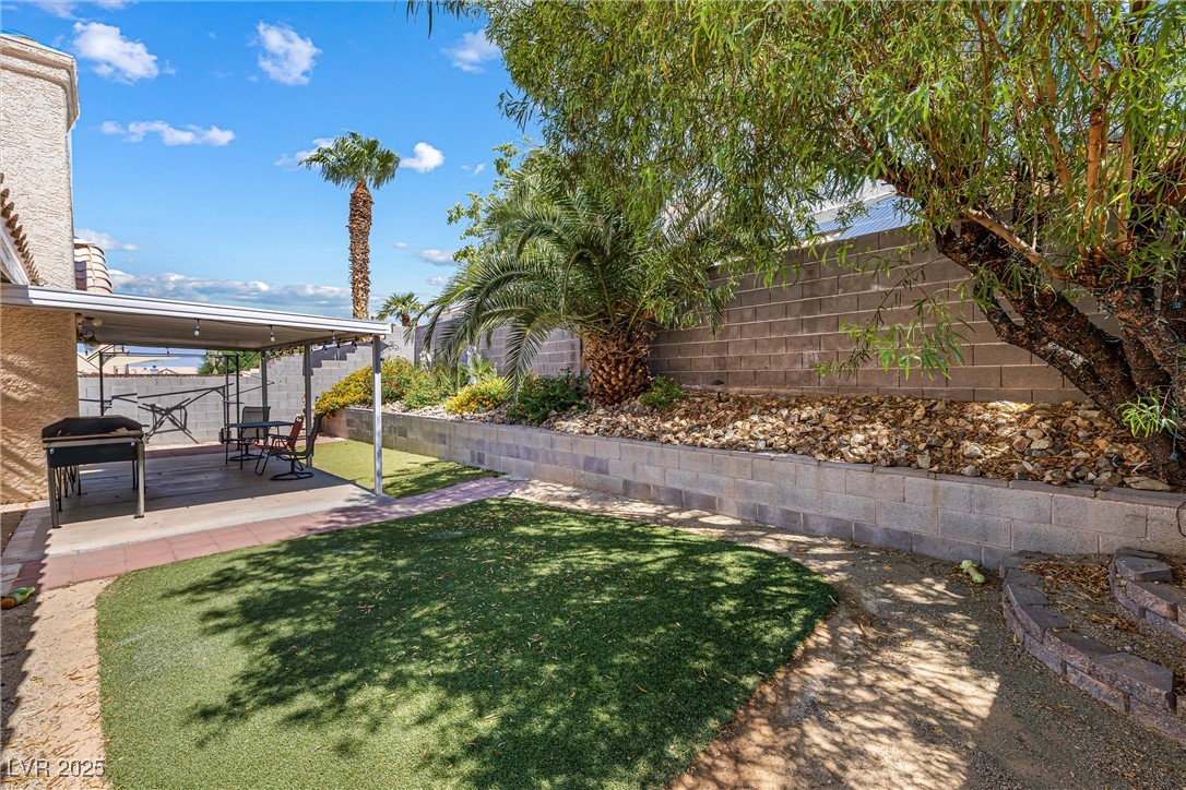 251 Mariposa Way