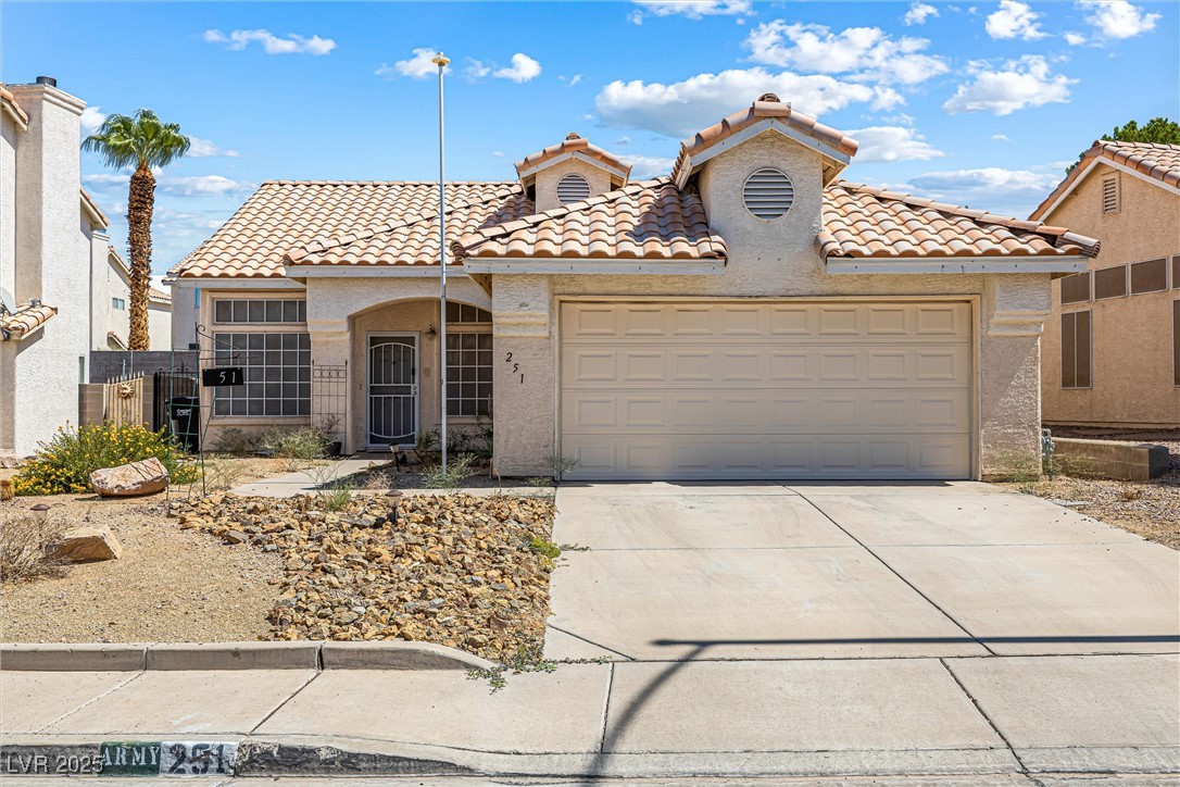 251 Mariposa Way