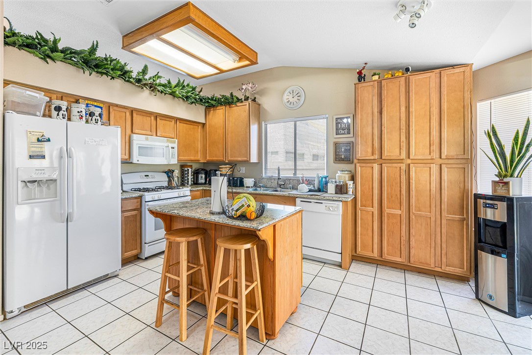 251 Mariposa Way