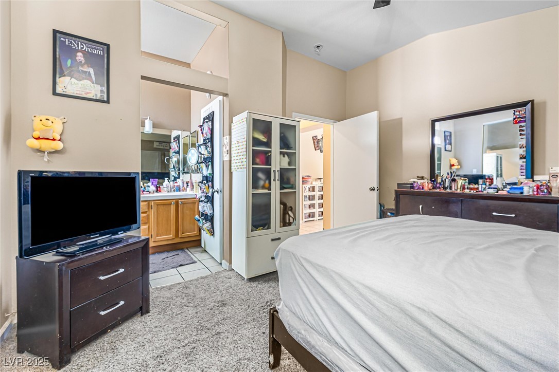 251 Mariposa Way
