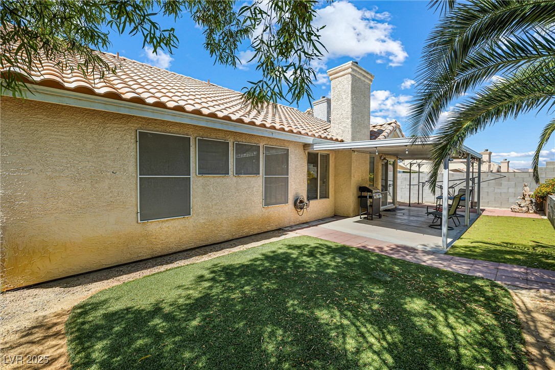 251 Mariposa Way