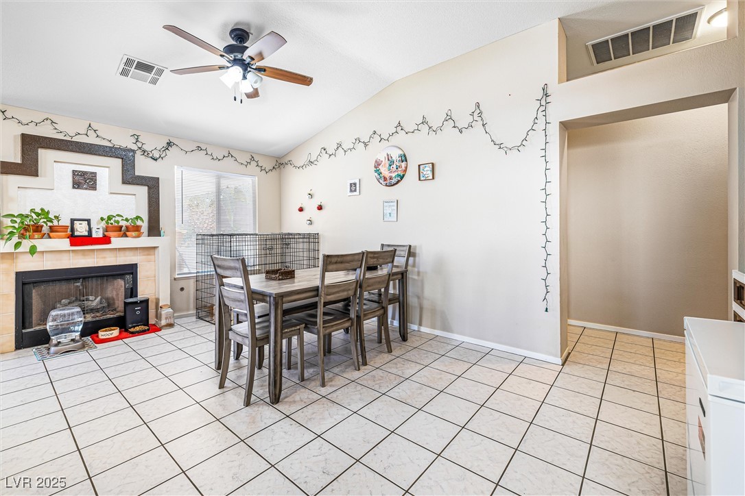 251 Mariposa Way