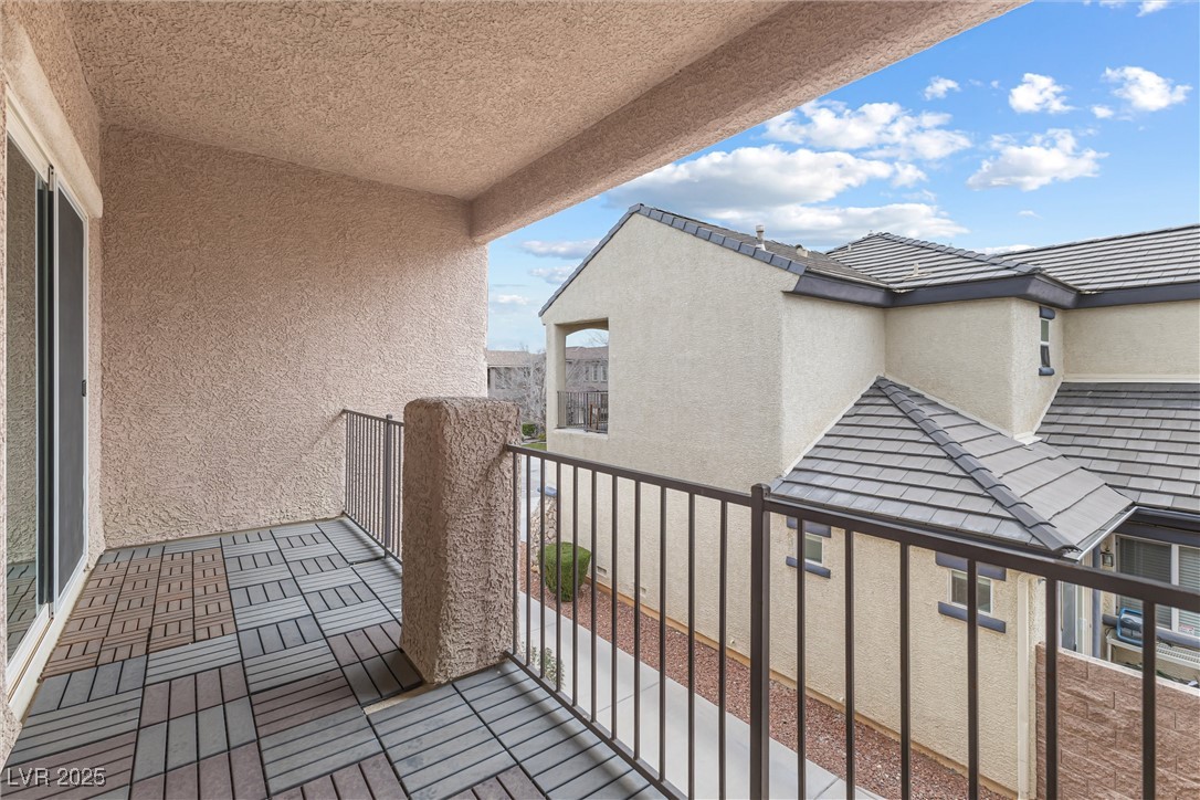 2231 Desert Prairie Street