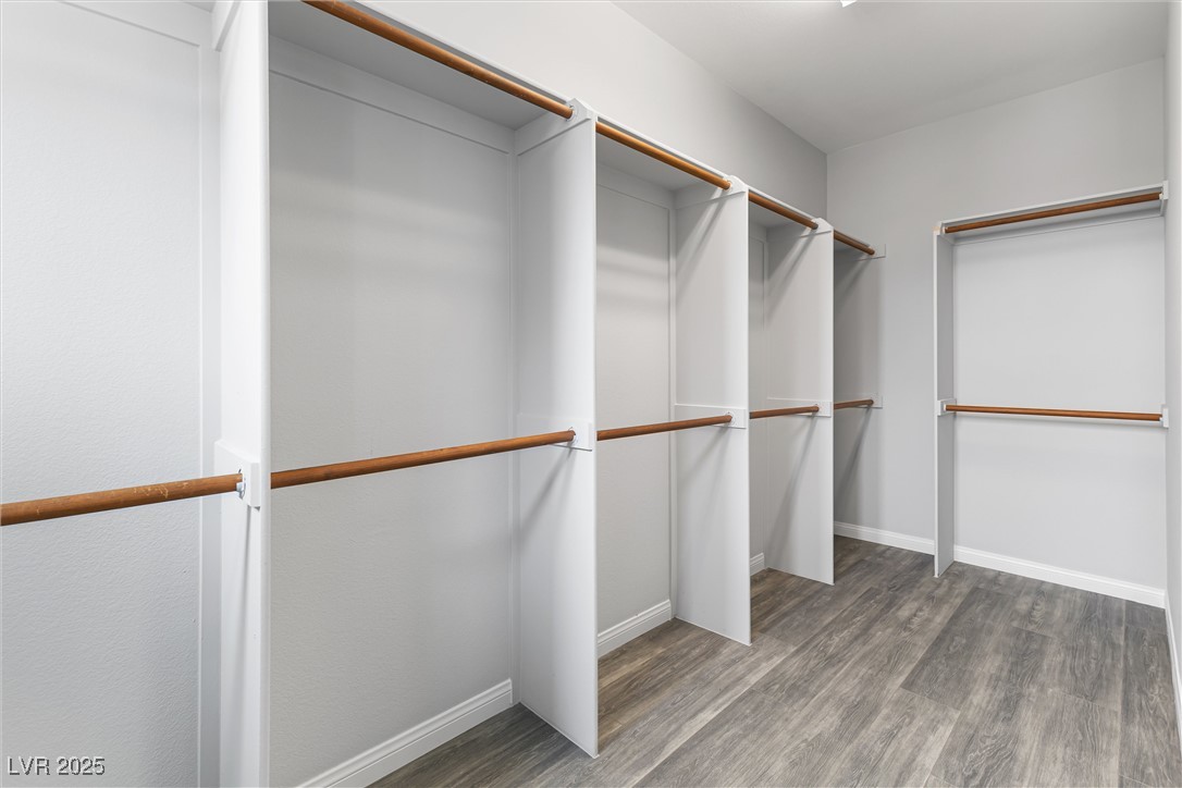 2231 Desert Prairie Street