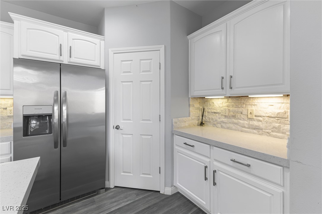 2231 Desert Prairie Street