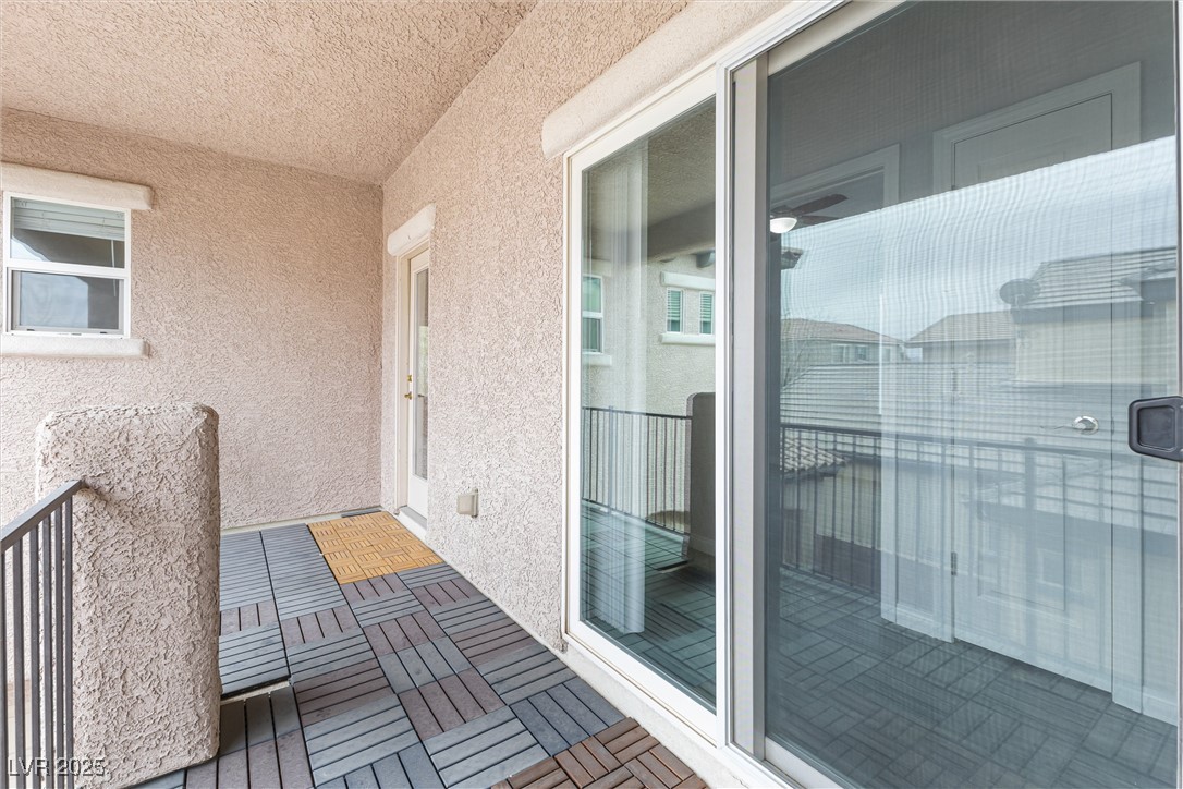 2231 Desert Prairie Street