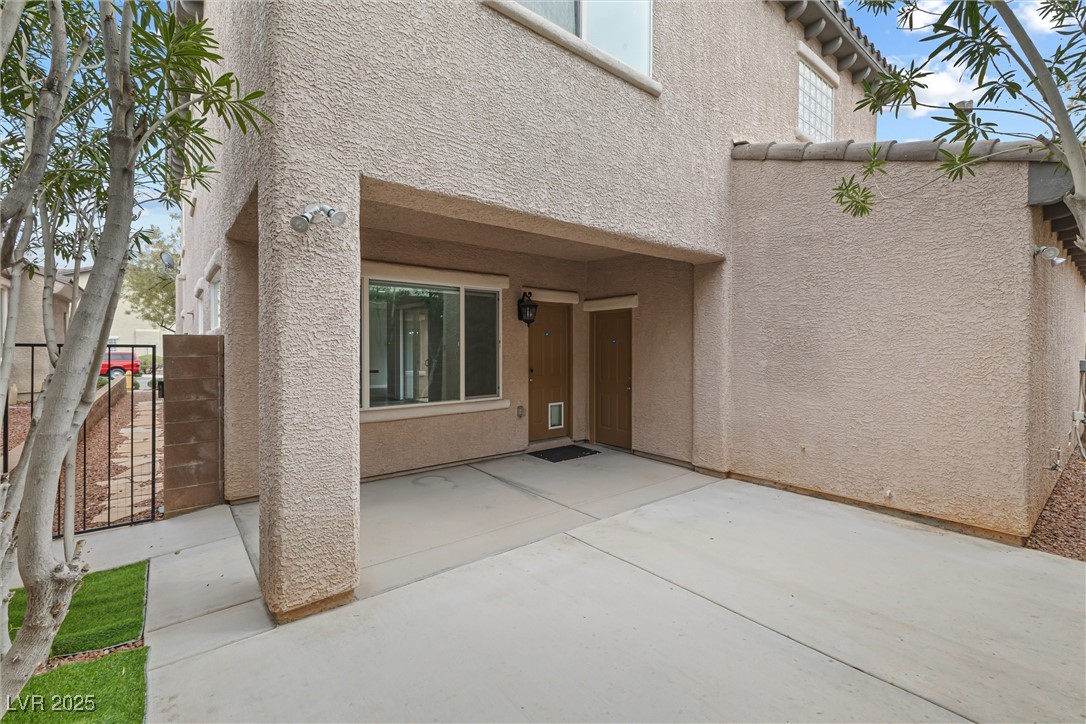 2231 Desert Prairie Street