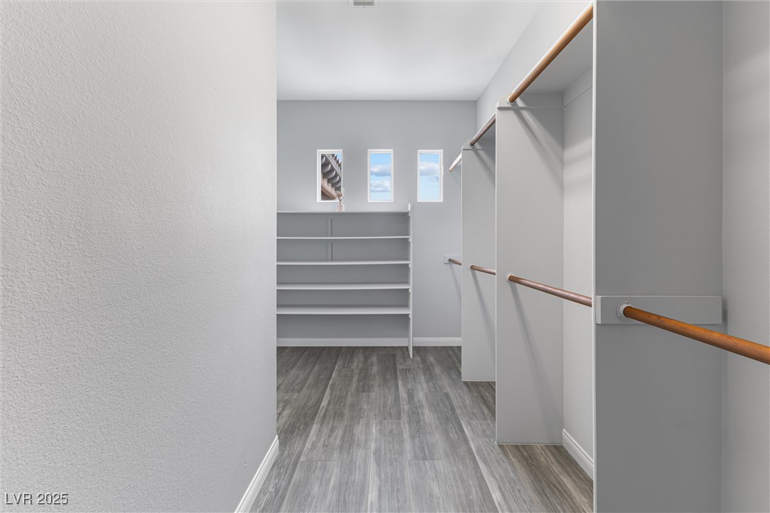 2231 Desert Prairie Street