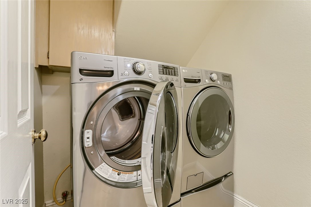 7916 Hilliard Avenue