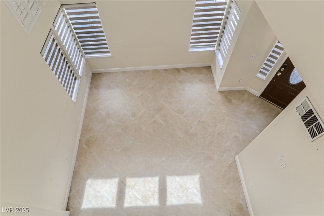 7916 Hilliard Avenue