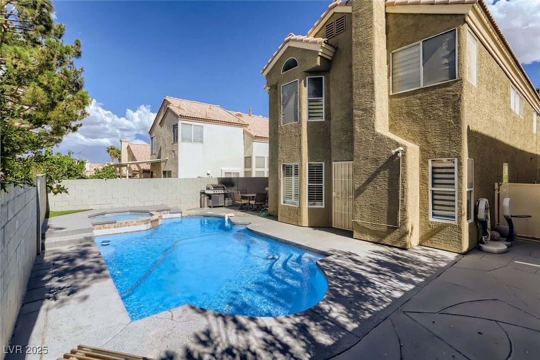 7916 Hilliard Avenue