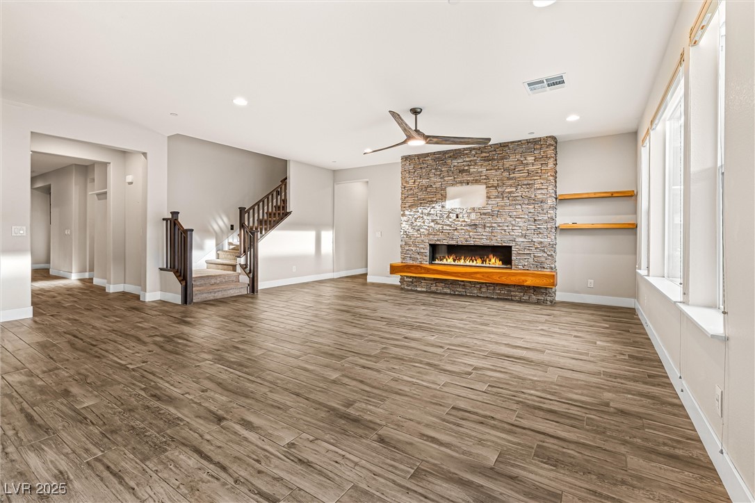 4631 Amazing View Street