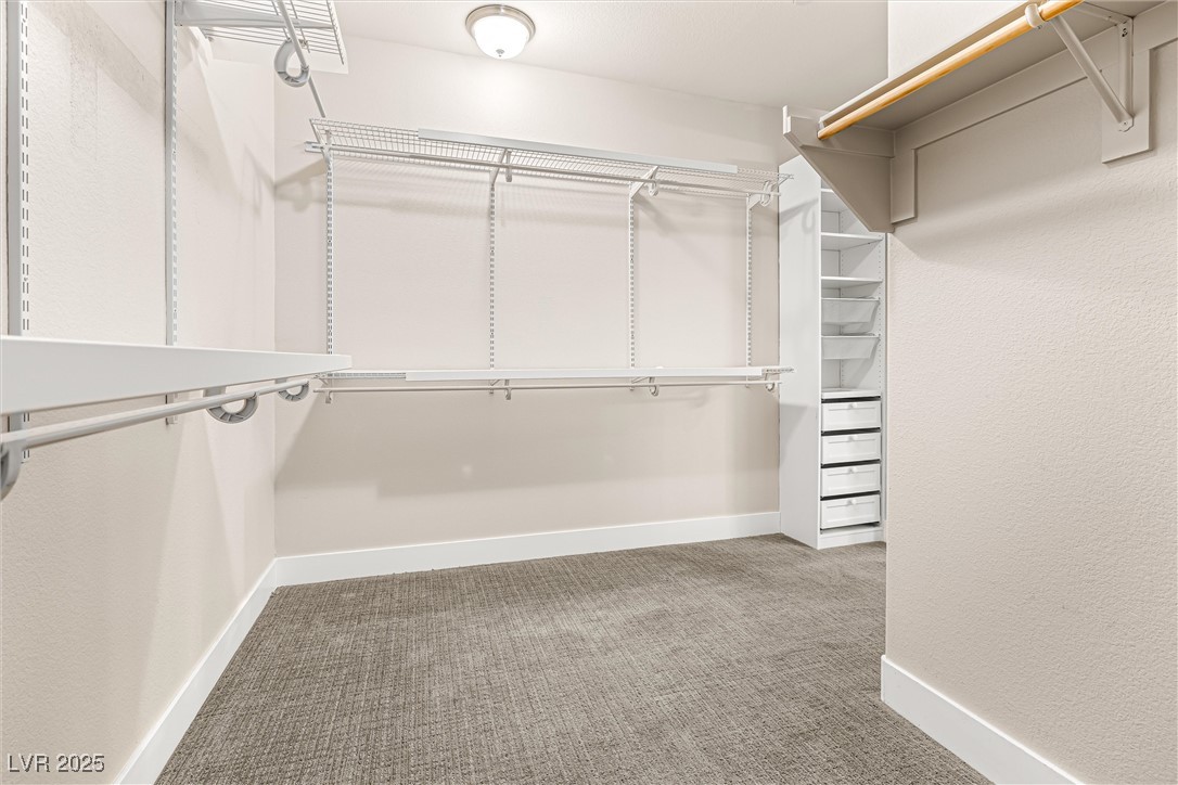 4631 Amazing View Street