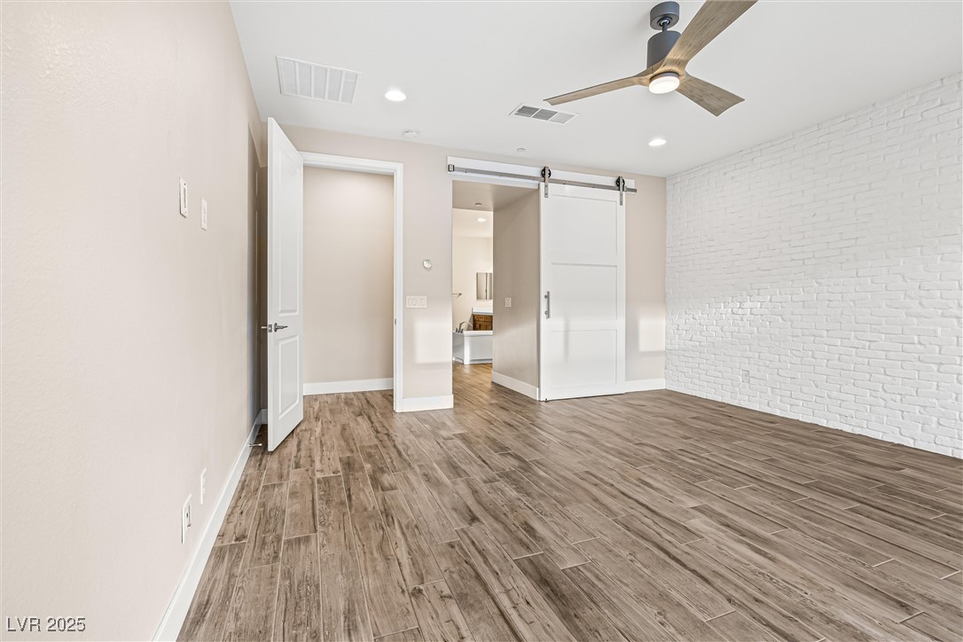 4631 Amazing View Street