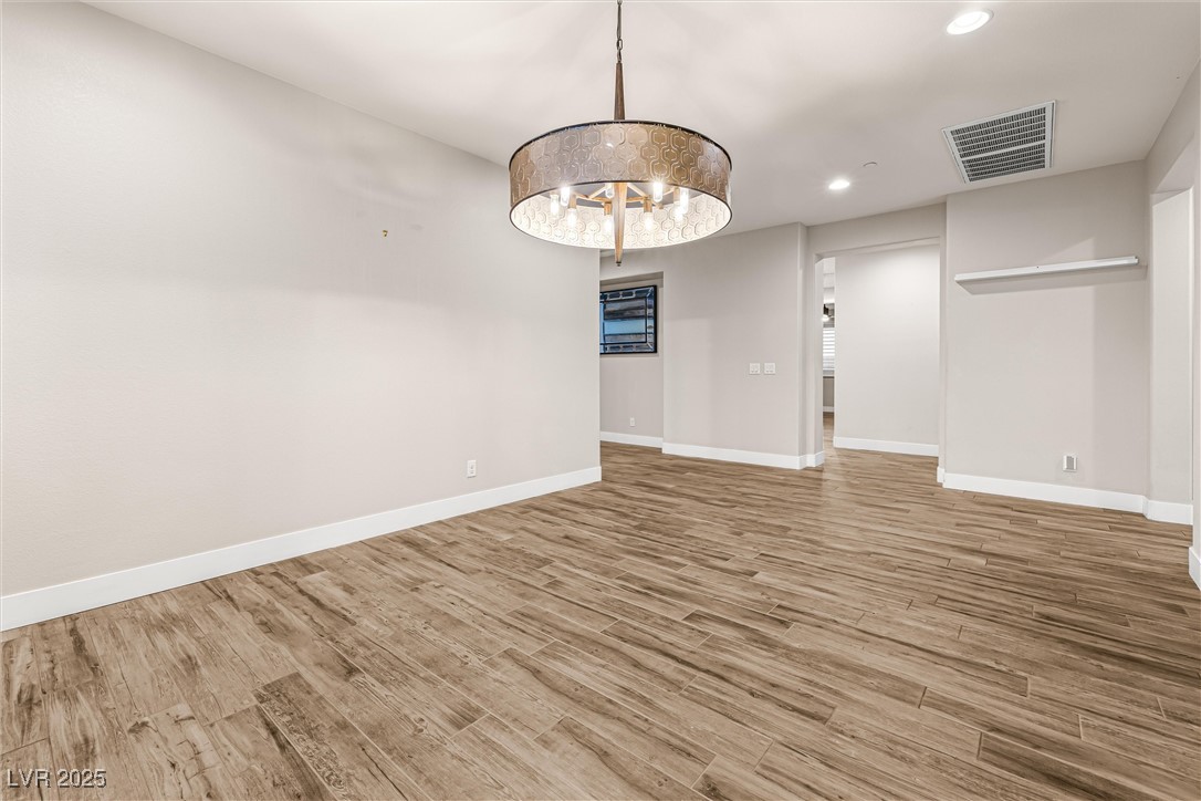 4631 Amazing View Street