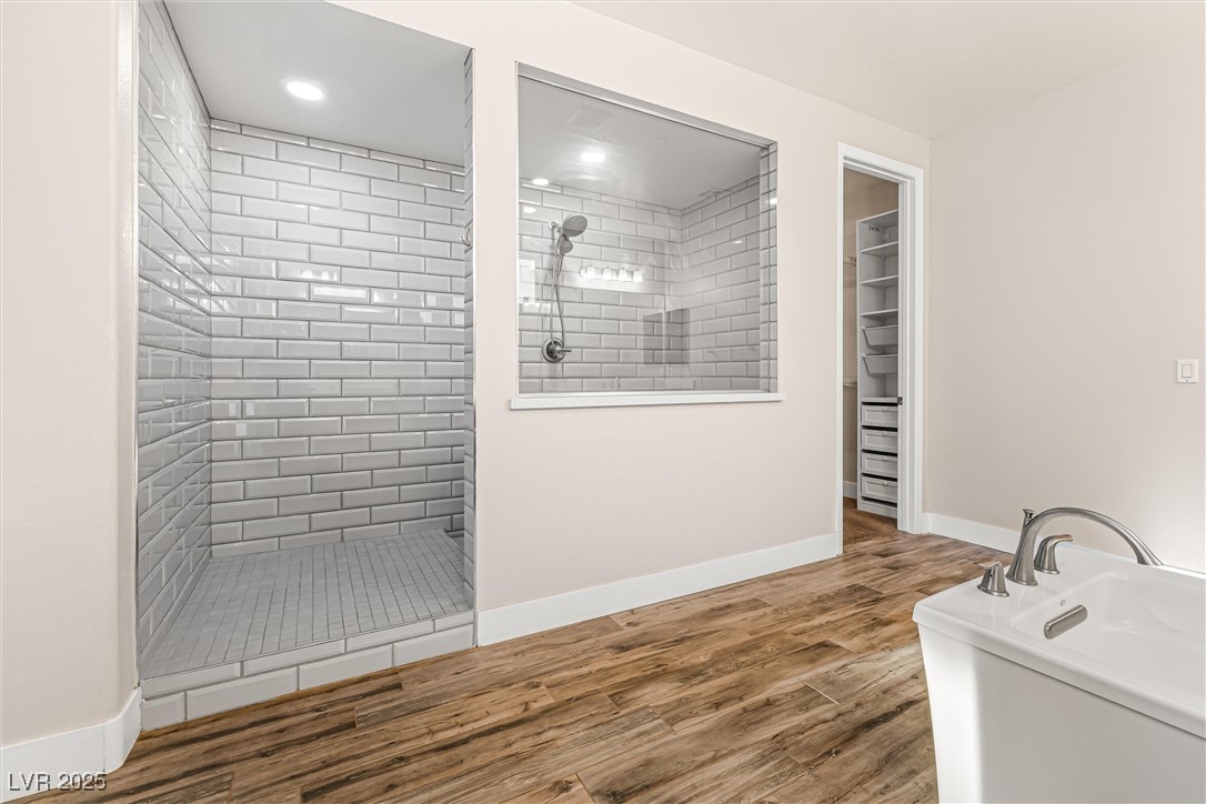 4631 Amazing View Street