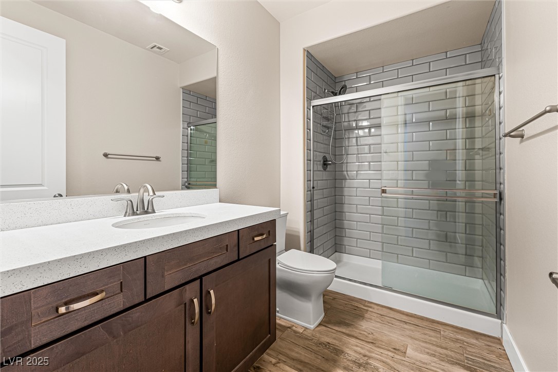 4631 Amazing View Street