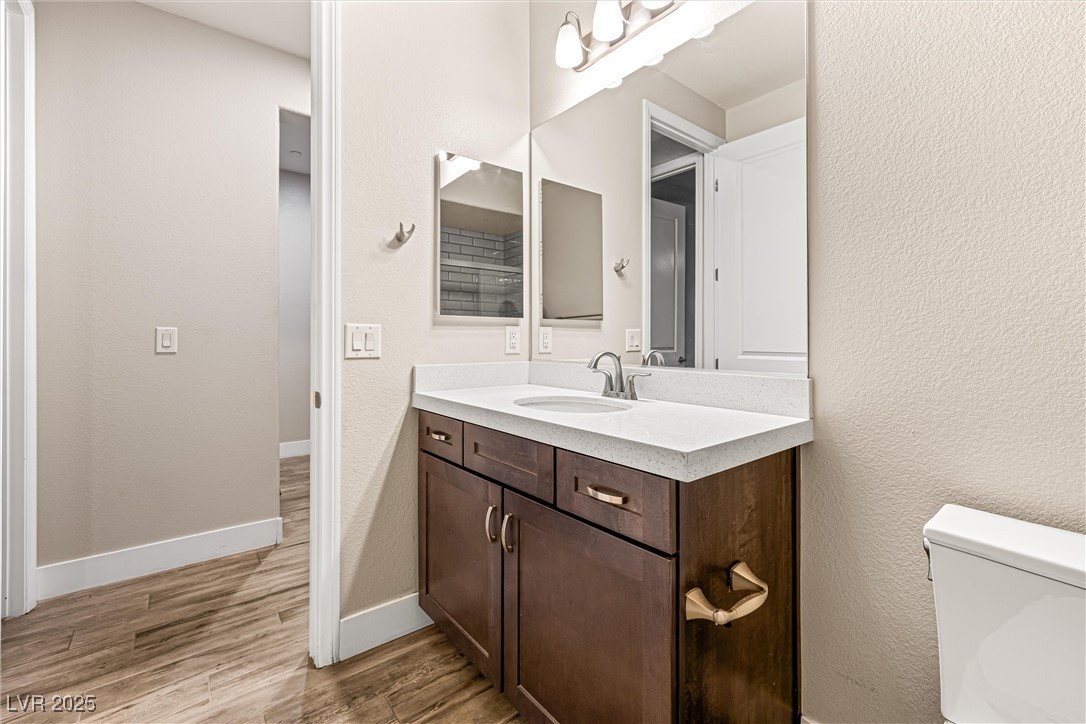 4631 Amazing View Street