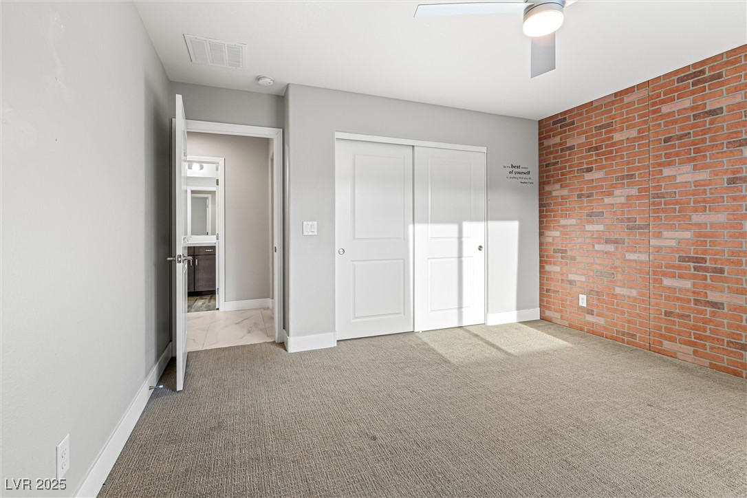 4631 Amazing View Street