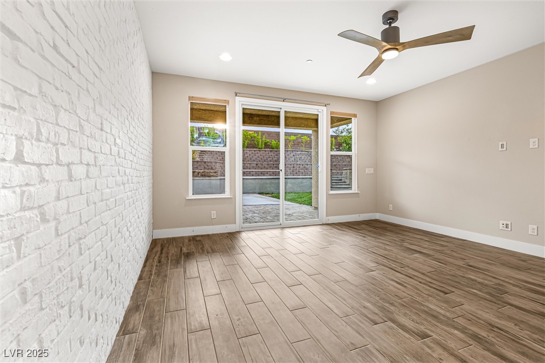 4631 Amazing View Street