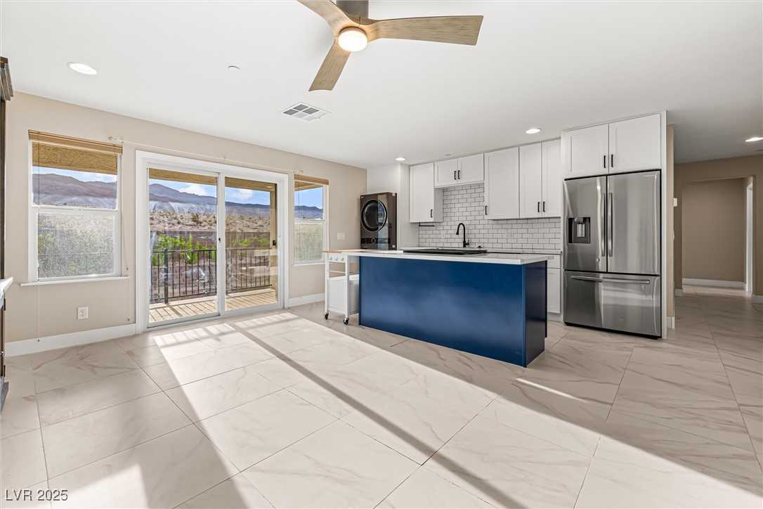 4631 Amazing View Street