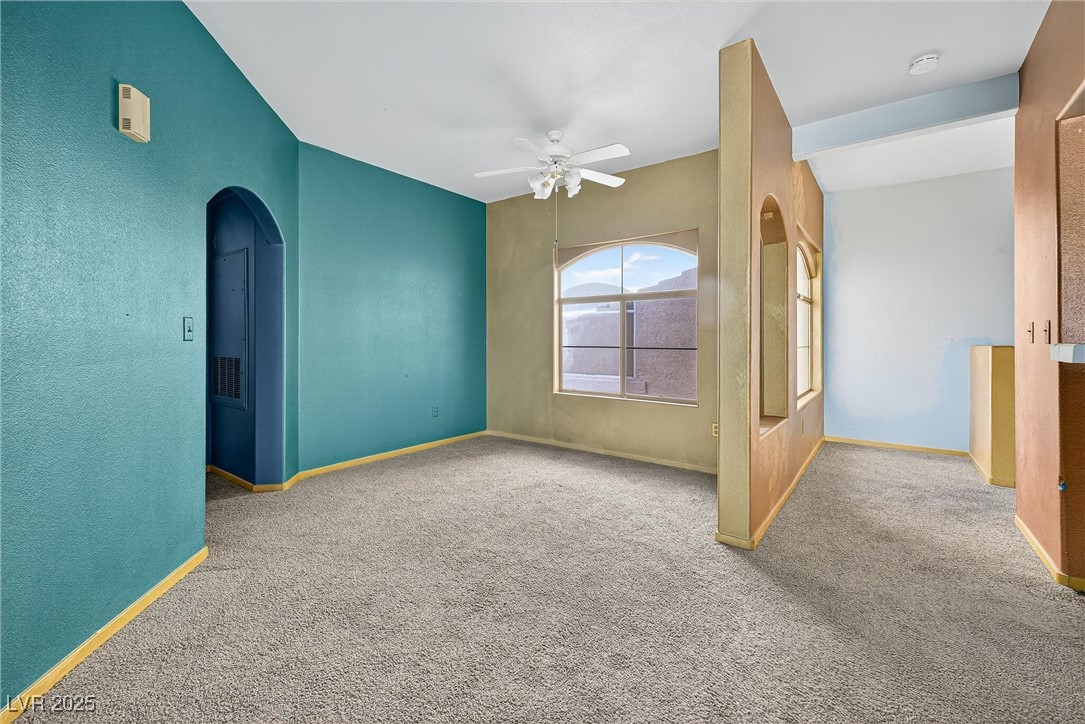 6821 Santa Isabel Avenue 201