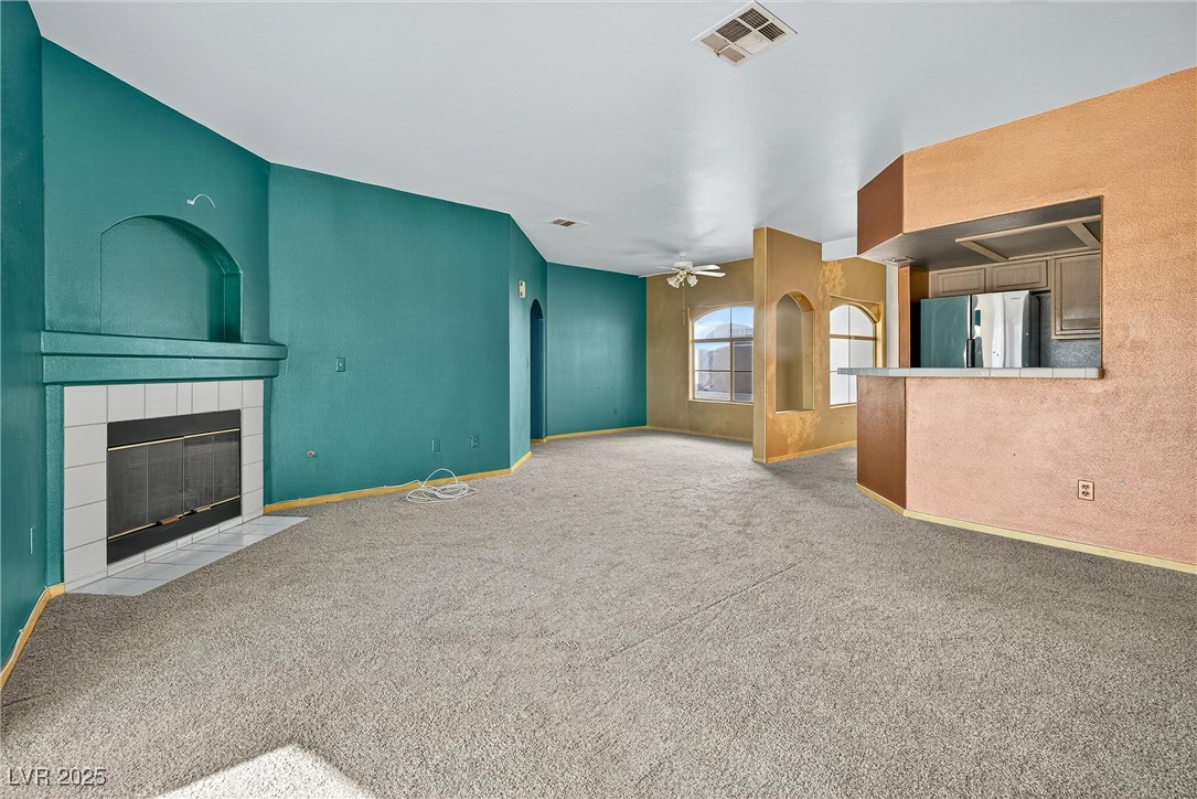 6821 Santa Isabel Avenue 201