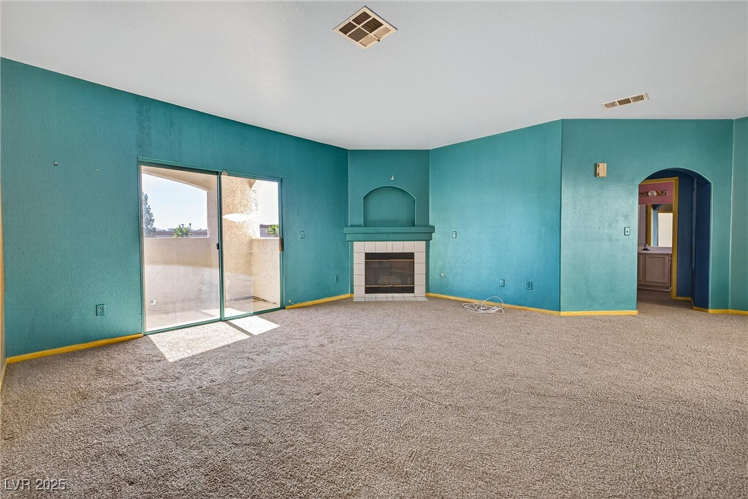 6821 Santa Isabel Avenue 201