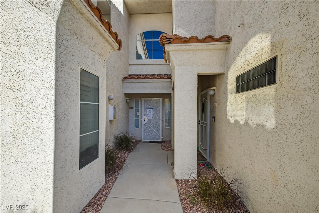 6821 Santa Isabel Avenue 201