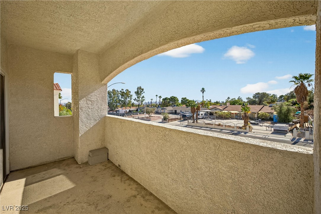 6821 Santa Isabel Avenue 201