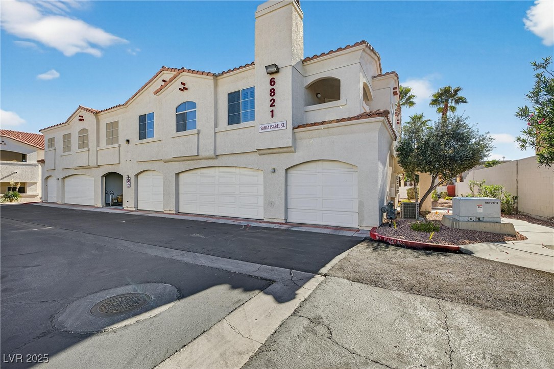 6821 Santa Isabel Avenue 201