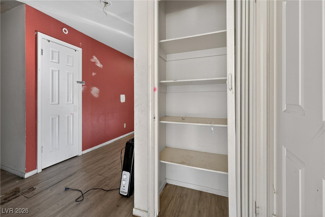 5576 West Rochelle Avenue C