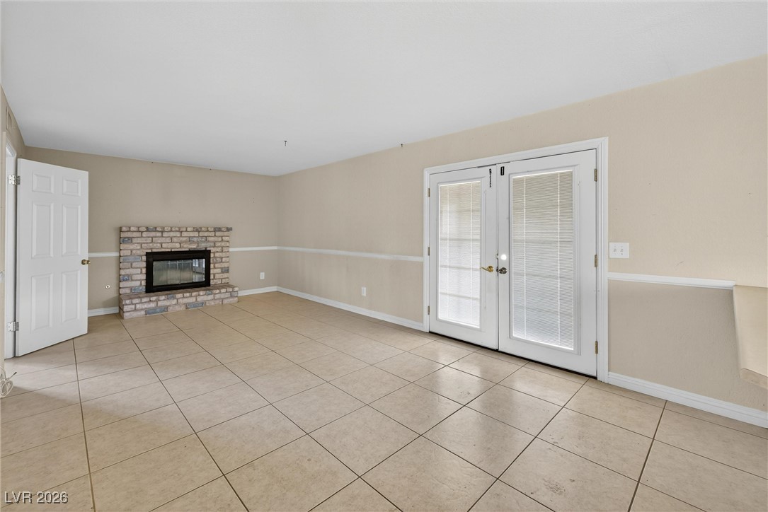 713 Strawberry Place
