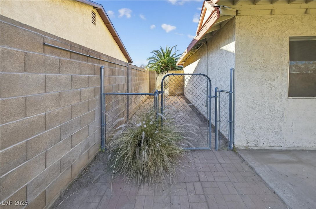 713 Strawberry Place