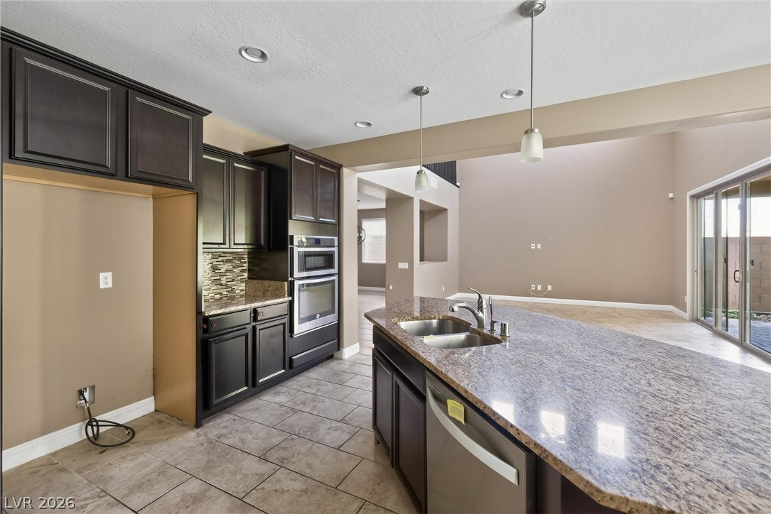 7200 Cotton Bluff Street