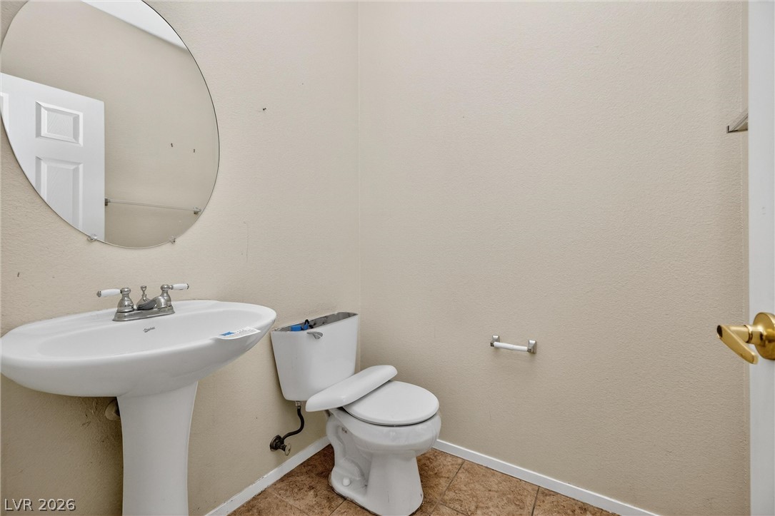 4008 Smokey Fog Avenue 3