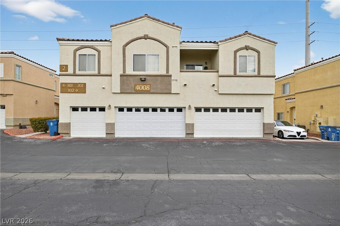 4008 Smokey Fog Avenue 3