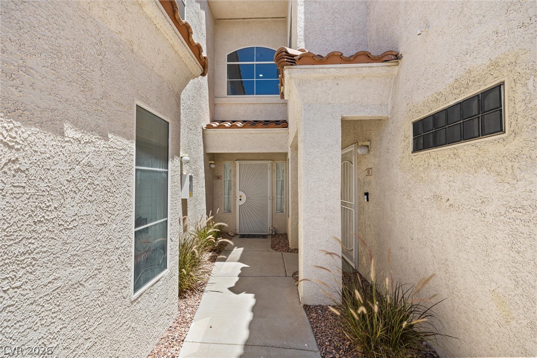 6821 Santa Isabel Avenue 201