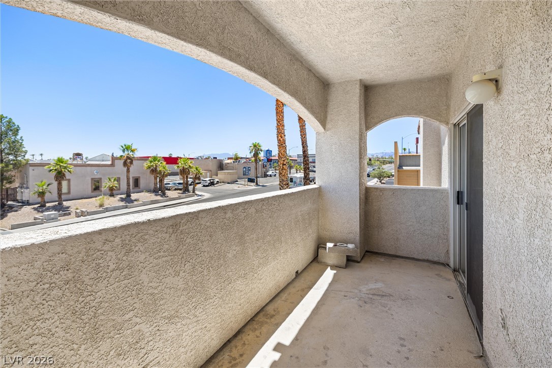 6821 Santa Isabel Avenue 201