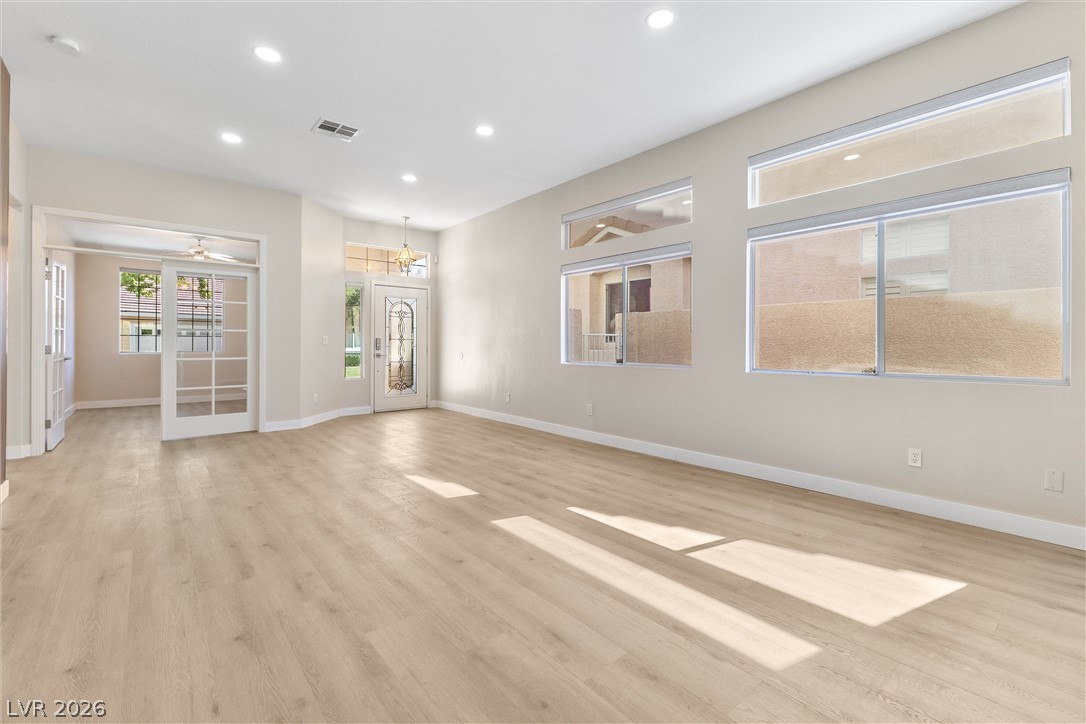 1725 Pacific Breeze Drive