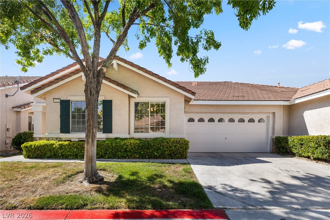 1725 Pacific Breeze Drive