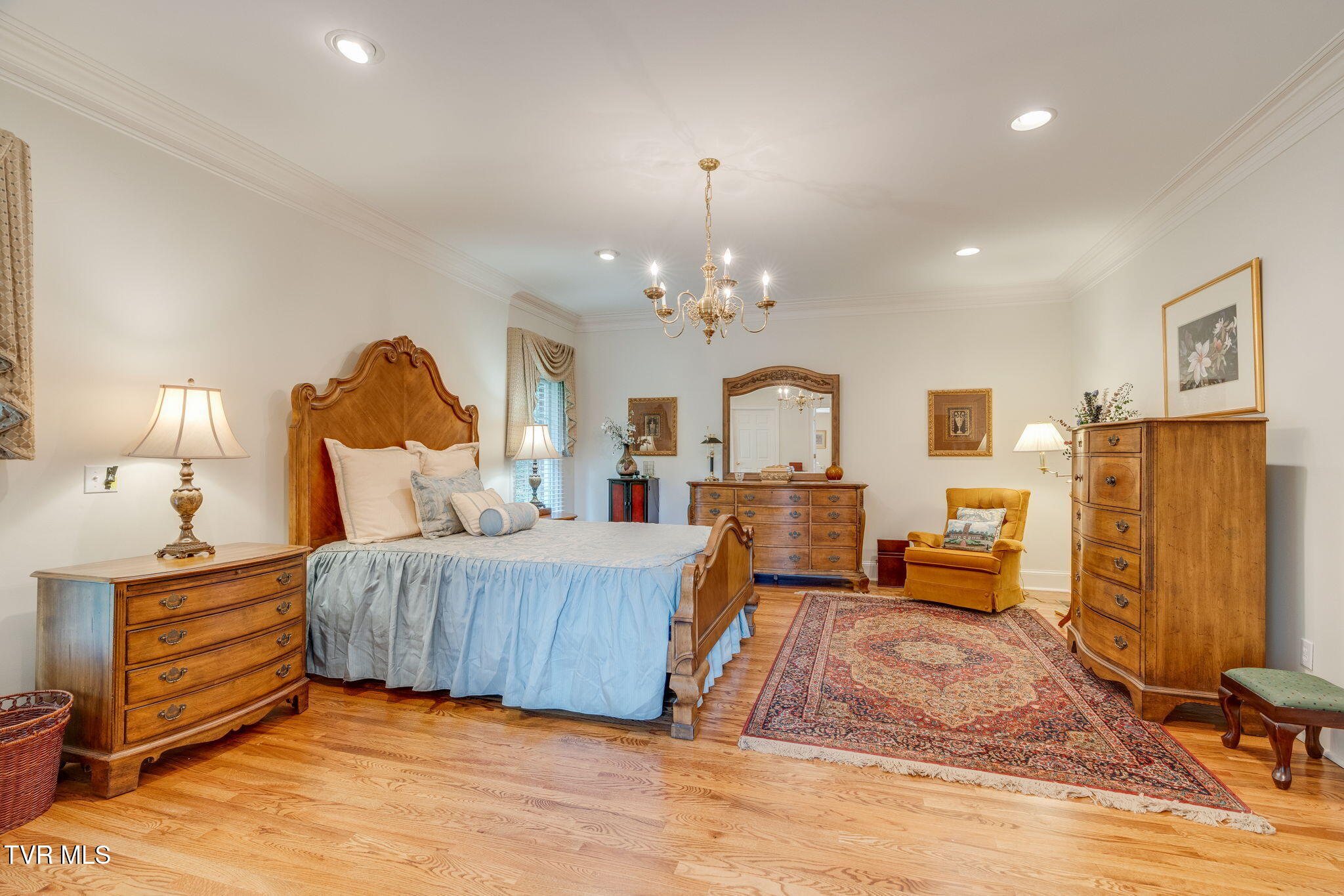 4909 Quincy Court
