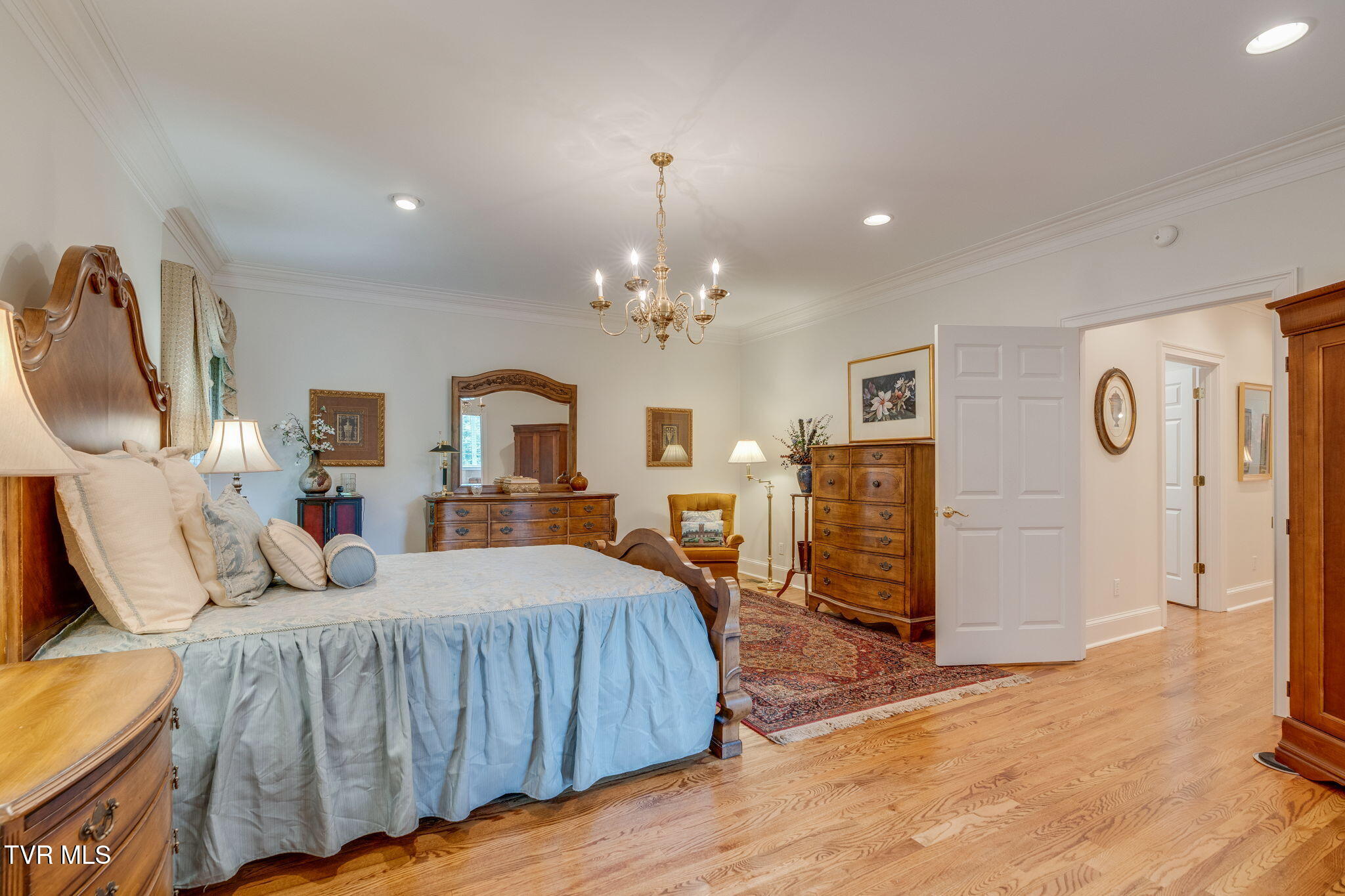 4909 Quincy Court