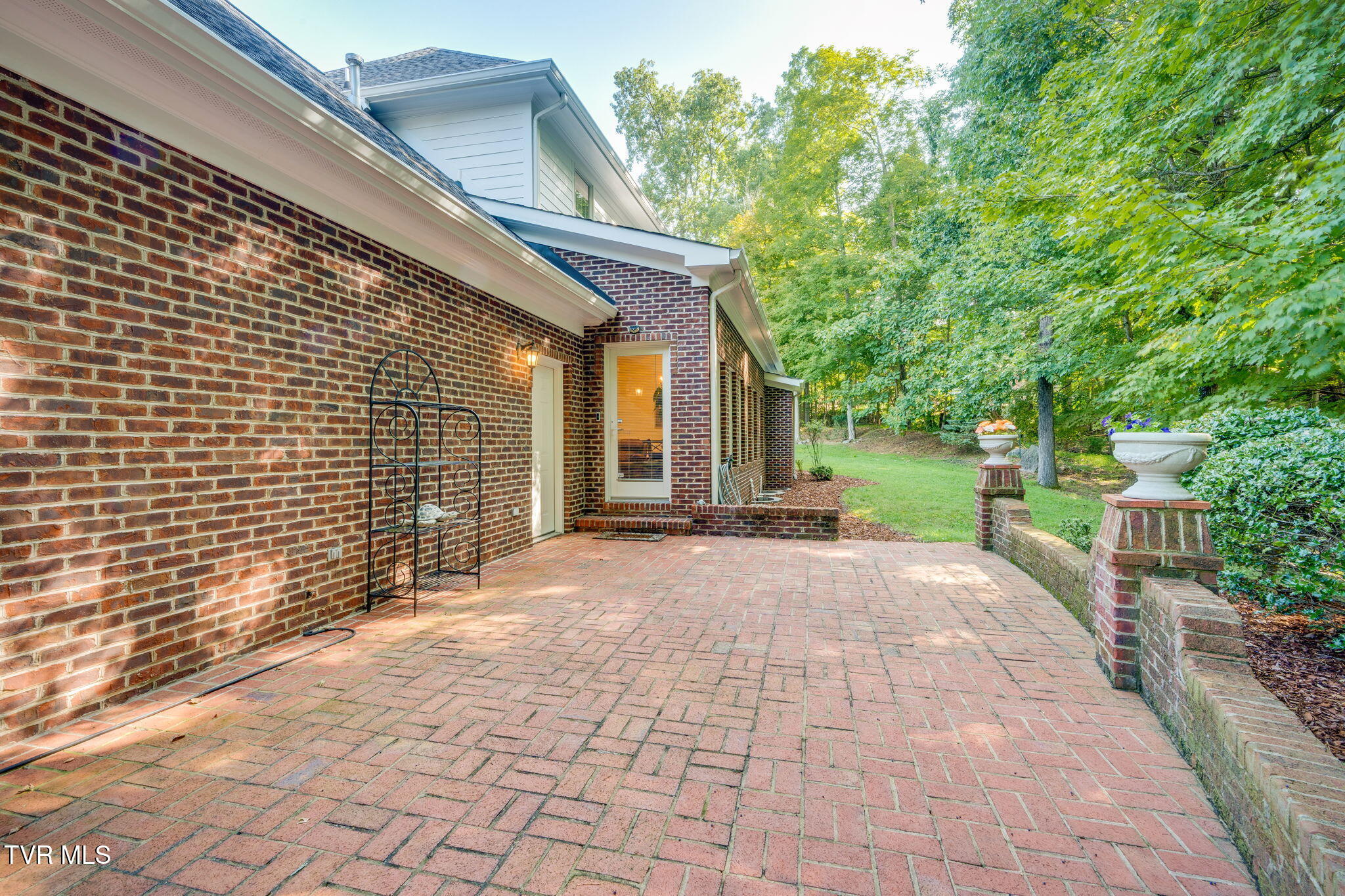 4909 Quincy Court