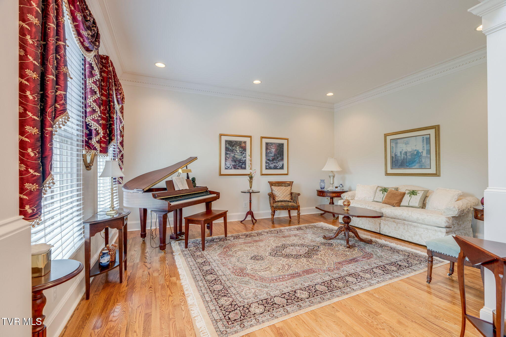 4909 Quincy Court