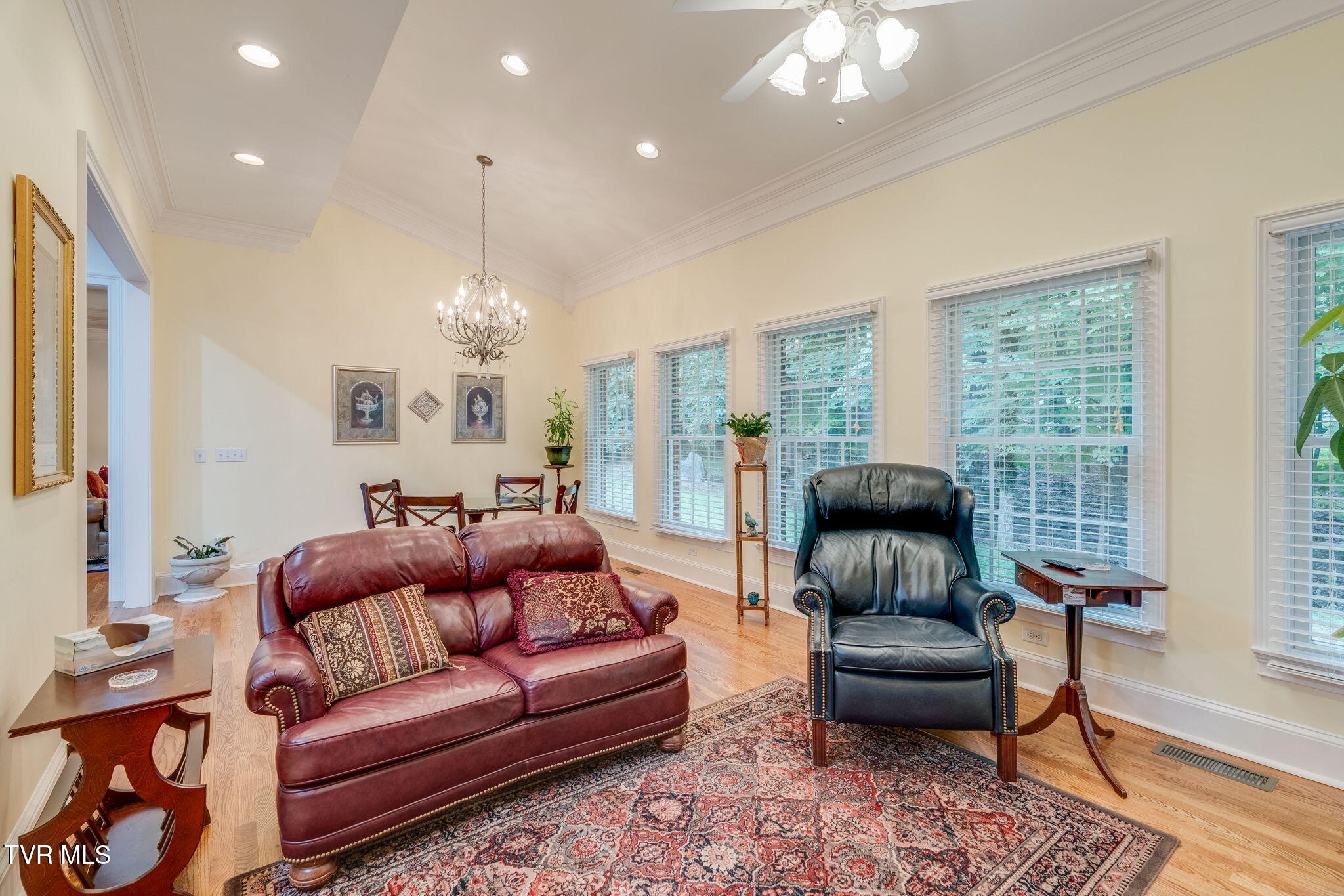 4909 Quincy Court